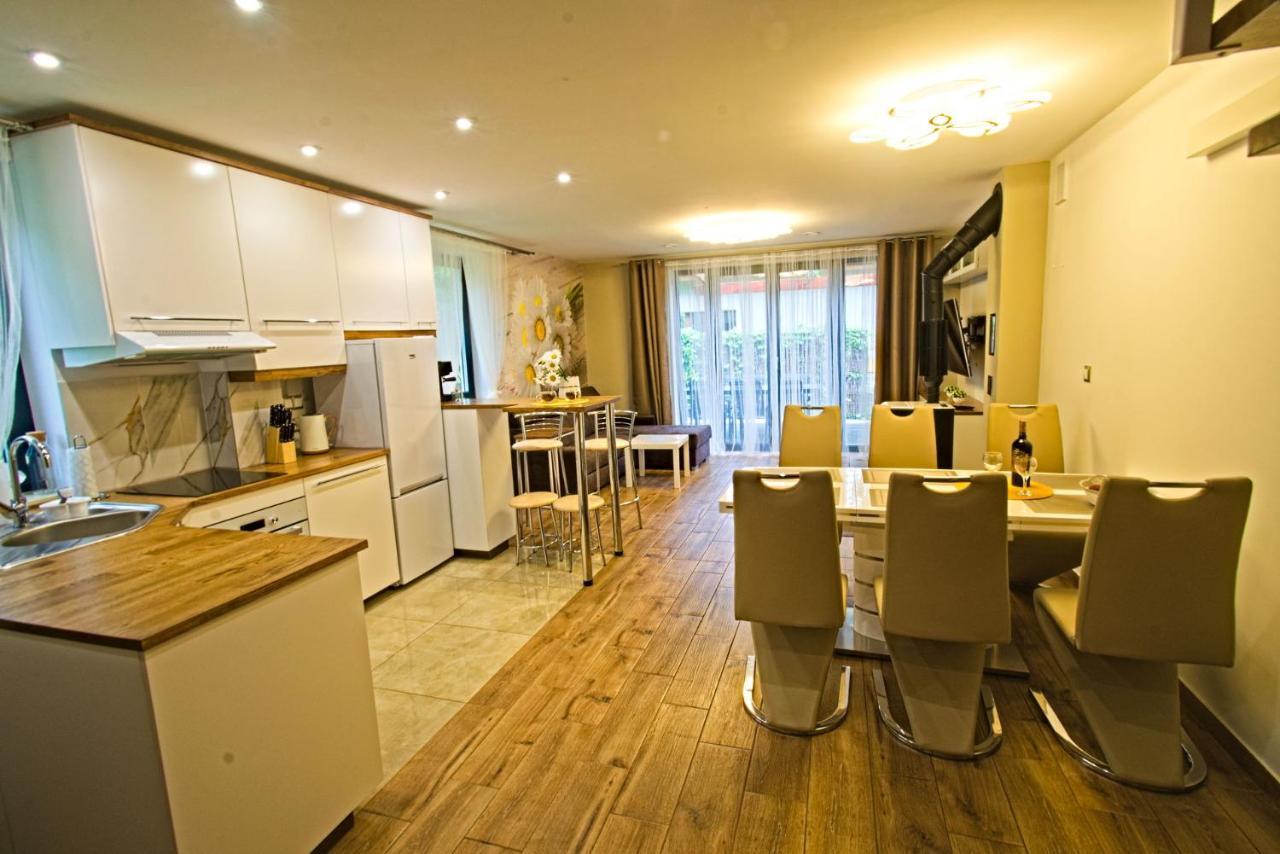 Daisy - Sunny Flowers Apartments Lukecin Luaran gambar