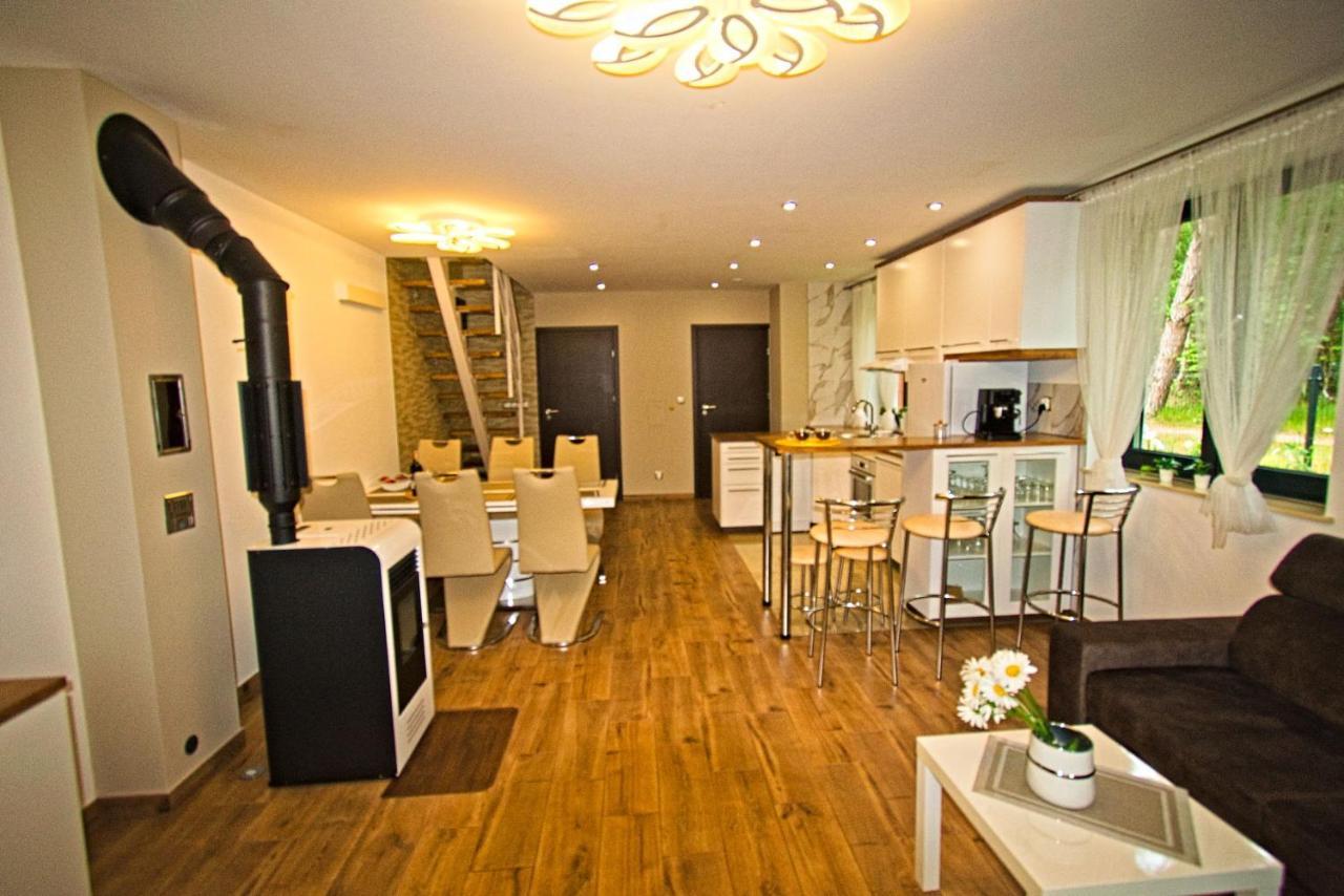 Daisy - Sunny Flowers Apartments Lukecin Luaran gambar