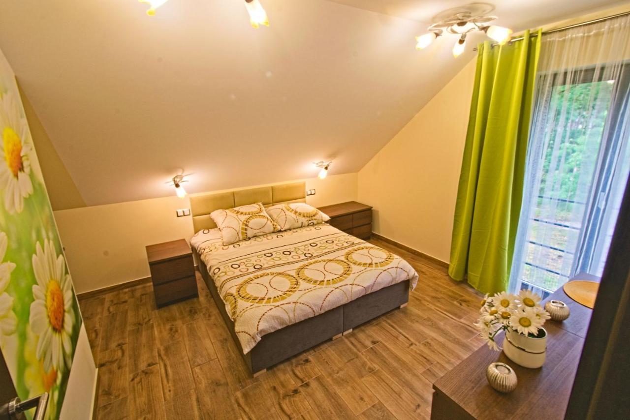 Daisy - Sunny Flowers Apartments Lukecin Luaran gambar